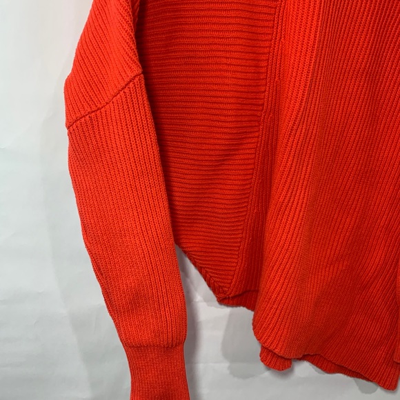 Free People coral asymmetrical pullover sweater - Picture 6 of 11